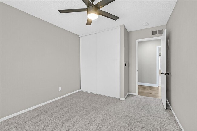Building Photo - 3849 Boca Chica Ave