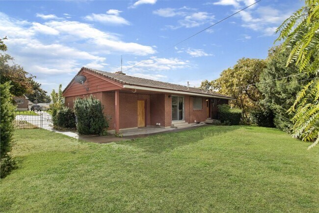 Building Photo - 1408 Binford St