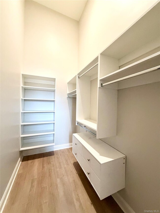 Building Photo - 17 Anya Ct