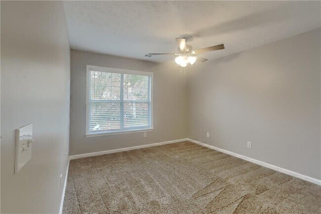 Building Photo - 2455 Compton Pl