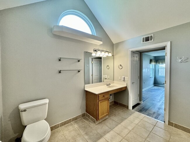 Building Photo - Ready 06-17-26 in Sawyers Mill - Ranch Home w/Loft On Cul-De-Sac! Pet Friendly - Grassfield High ...