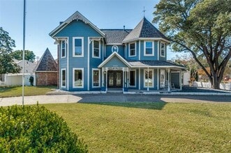 Building Photo - 7221 Briarnoll Dr