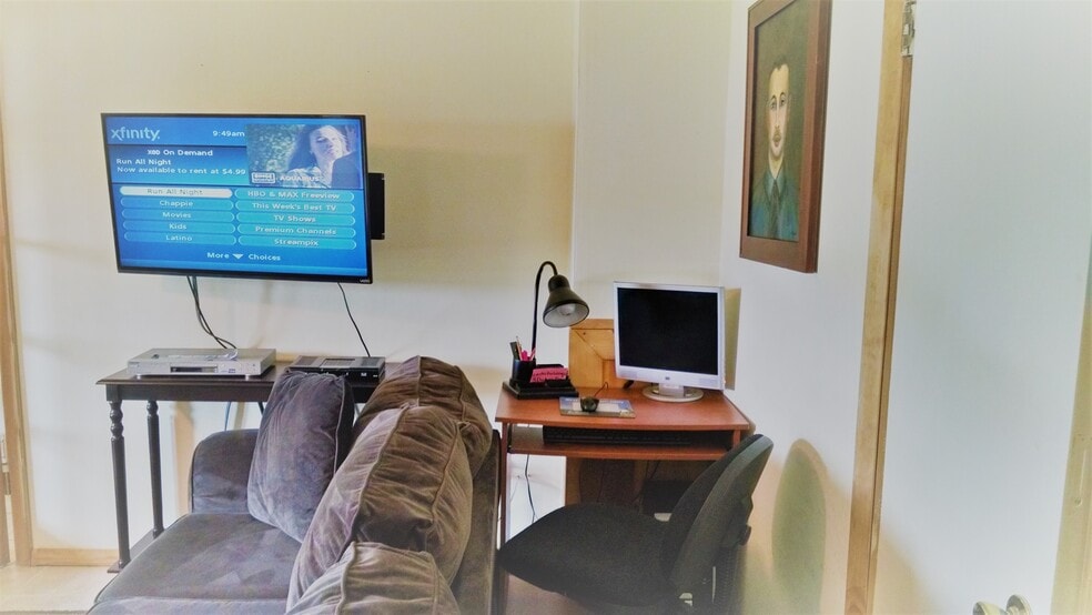 1st floor computer desk and chair - 3 Dubois Dr