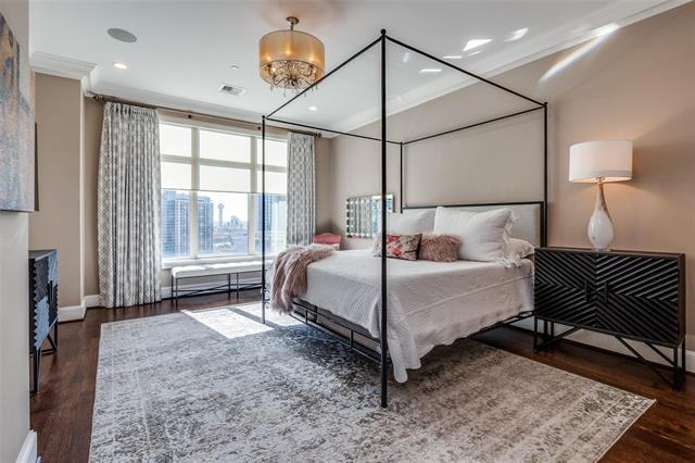 Building Photo - 2555 N Pearl St