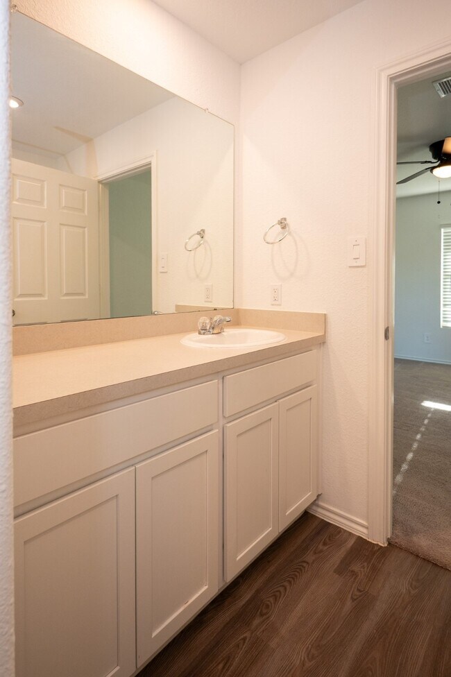 Building Photo - 5403 Rosser Ruby Way