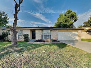 Building Photo - 13942 Towneway Dr