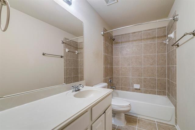 Building Photo - 11570 Beeville Dr