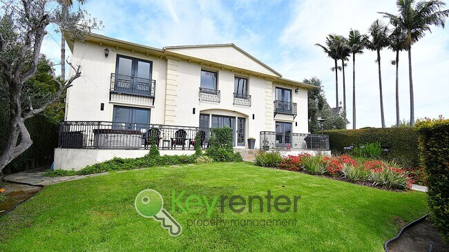 Building Photo - Point Loma |Endless Panoramic View of the Bay| Cul-de-sac