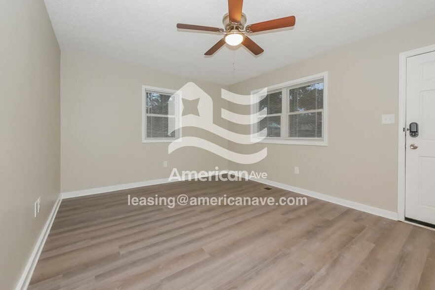 Building Photo - 341 Johns Rd