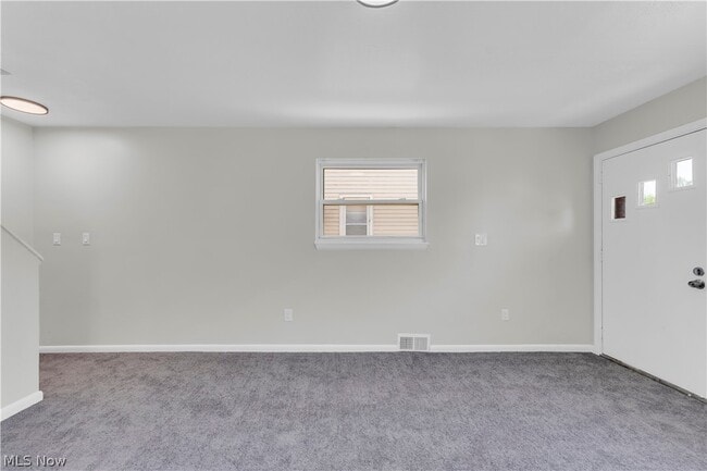 Building Photo - 4417 E 156th St