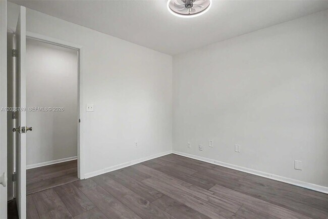 Building Photo - 10994 Neptune Dr