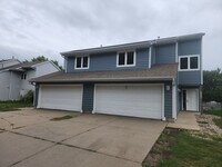 Building Photo - 6607 W 43rd Pl