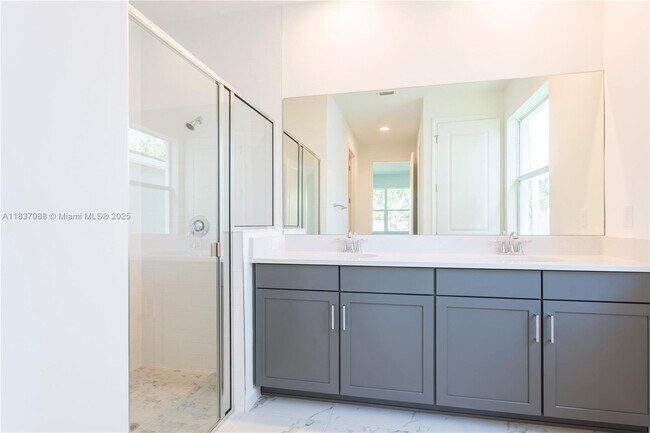 Building Photo - 6463 Trails Of Foxford Ct