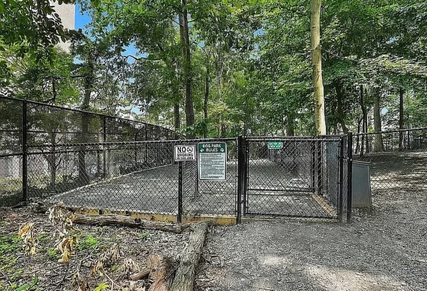 Dog run - 5901 Mt Eagle Dr