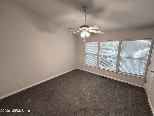 Building Photo - 8428 Thornbush Ct