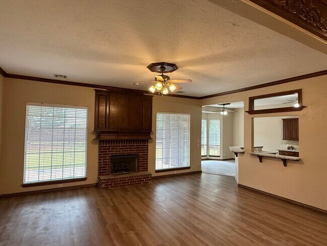 Building Photo - Large 3 Bed 2.5 Bath In Edmond