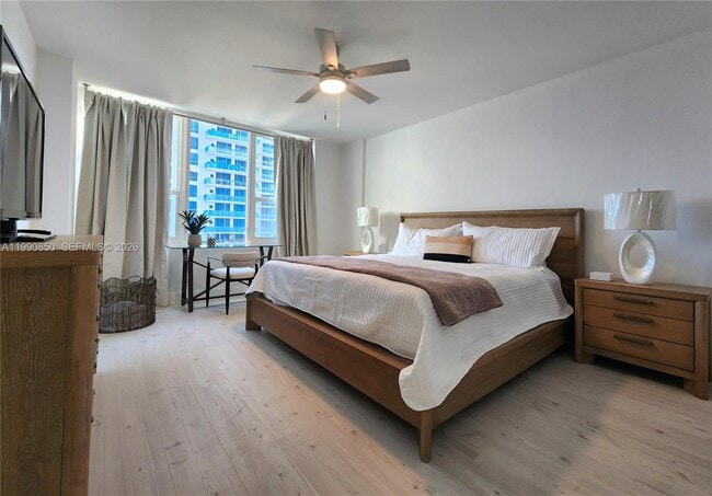 Building Photo - 3505 S Ocean Dr