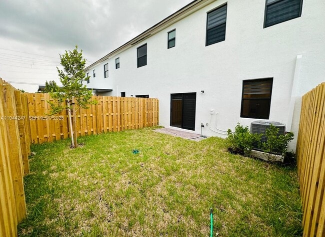 Building Photo - 23141 SW 131st Ave