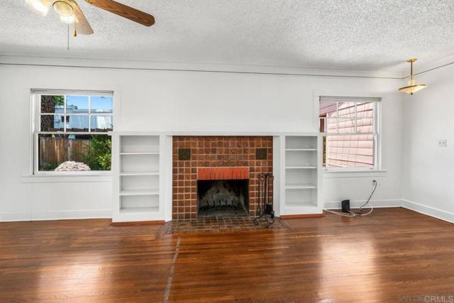 Building Photo - 145 S Grape St