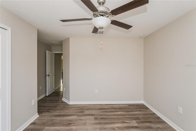 Building Photo - 11805 Blackeyed Susan Dr