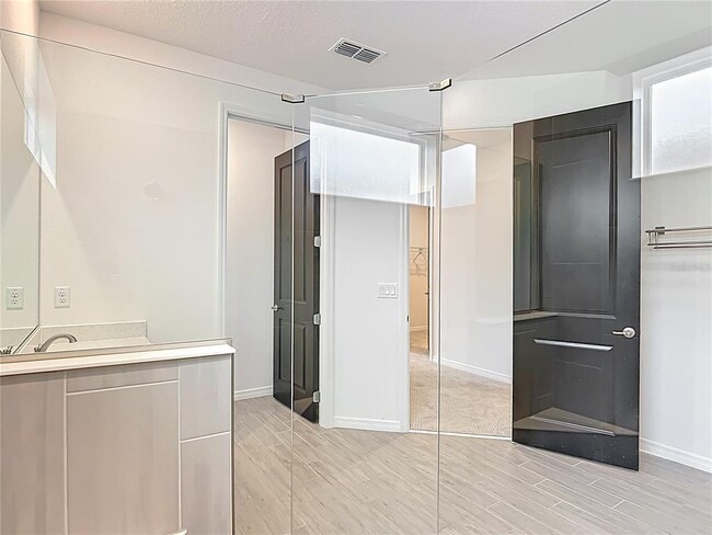 Building Photo - 7067 SW 60th Ln