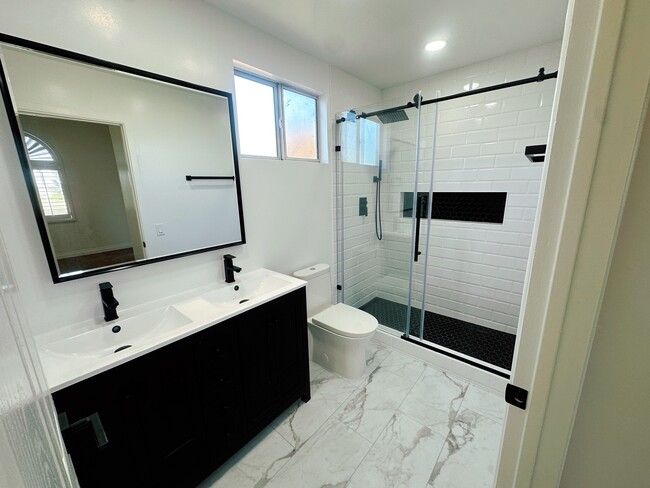 Master Bathroom - 10535 Myrtle St