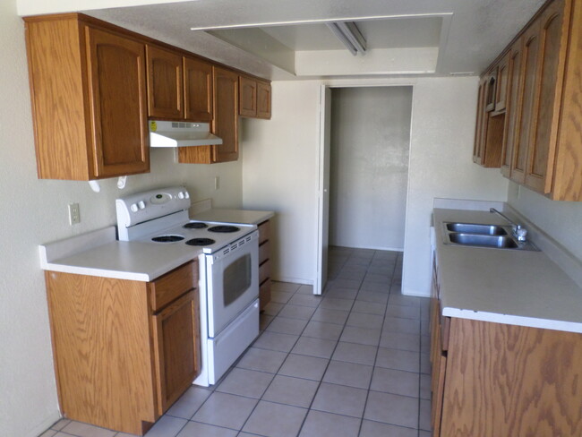 Building Photo - 69th Drive