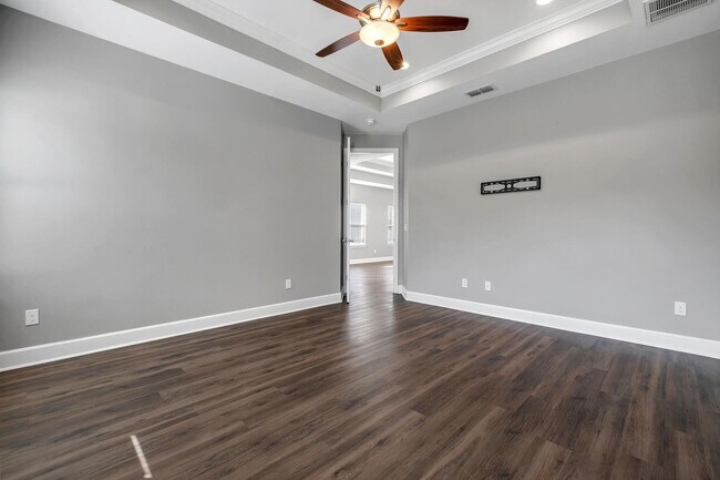 Building Photo - 4497 River Breeze Ln