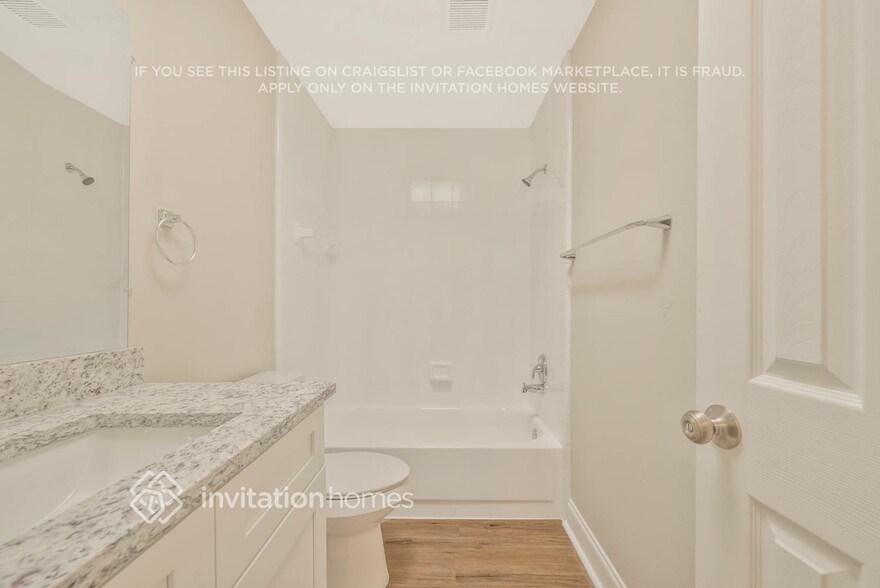 Building Photo - 9791 Piney Point Cir