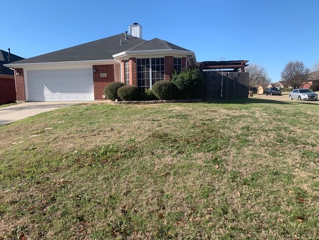 Building Photo - 2705 Jennie Wells Dr