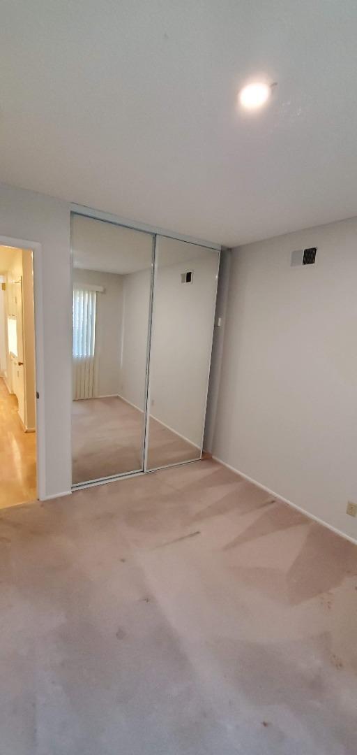 Building Photo - 7312 Phinney Way