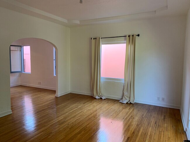 Building Photo - 8714 Rangely Ave