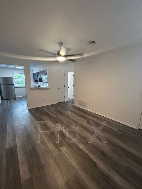 Building Photo - 1855 W Deane St