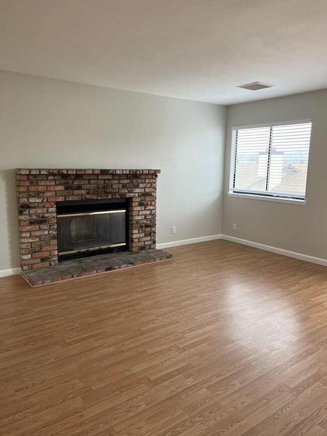 Primary Photo - Please contact Vaughn Realty to set up an ...