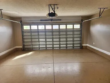Building Photo - 4609 Bylsma Cir