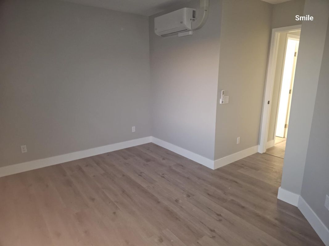 Building Photo - 1005 W Hollowell St