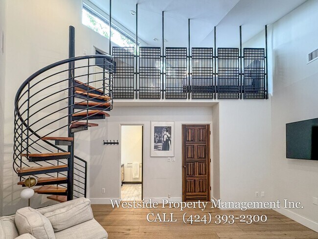 Building Photo - 1615 Marmont Ave