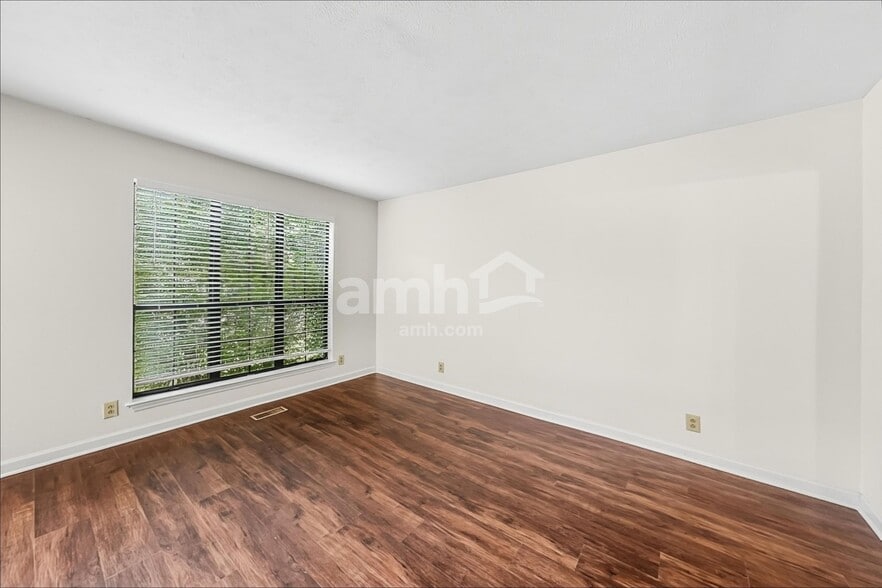 Building Photo - 3609 Applewood Ln