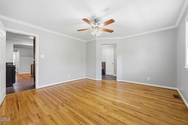 Building Photo - 301 N 9th St