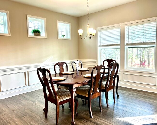 Building Photo - 775 Ave of the Carolinas