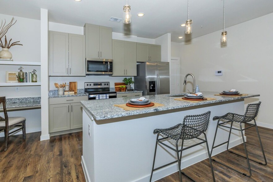 Luxia Rockwall Downes - 2300 Discovery Blvd Rockwall TX 75032 ...