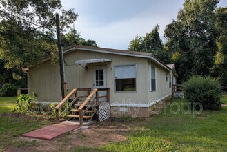 Building Photo - 3166 Redbud Ln