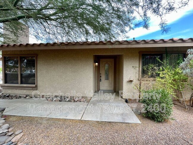 Building Photo - 40120 Sagewood Dr