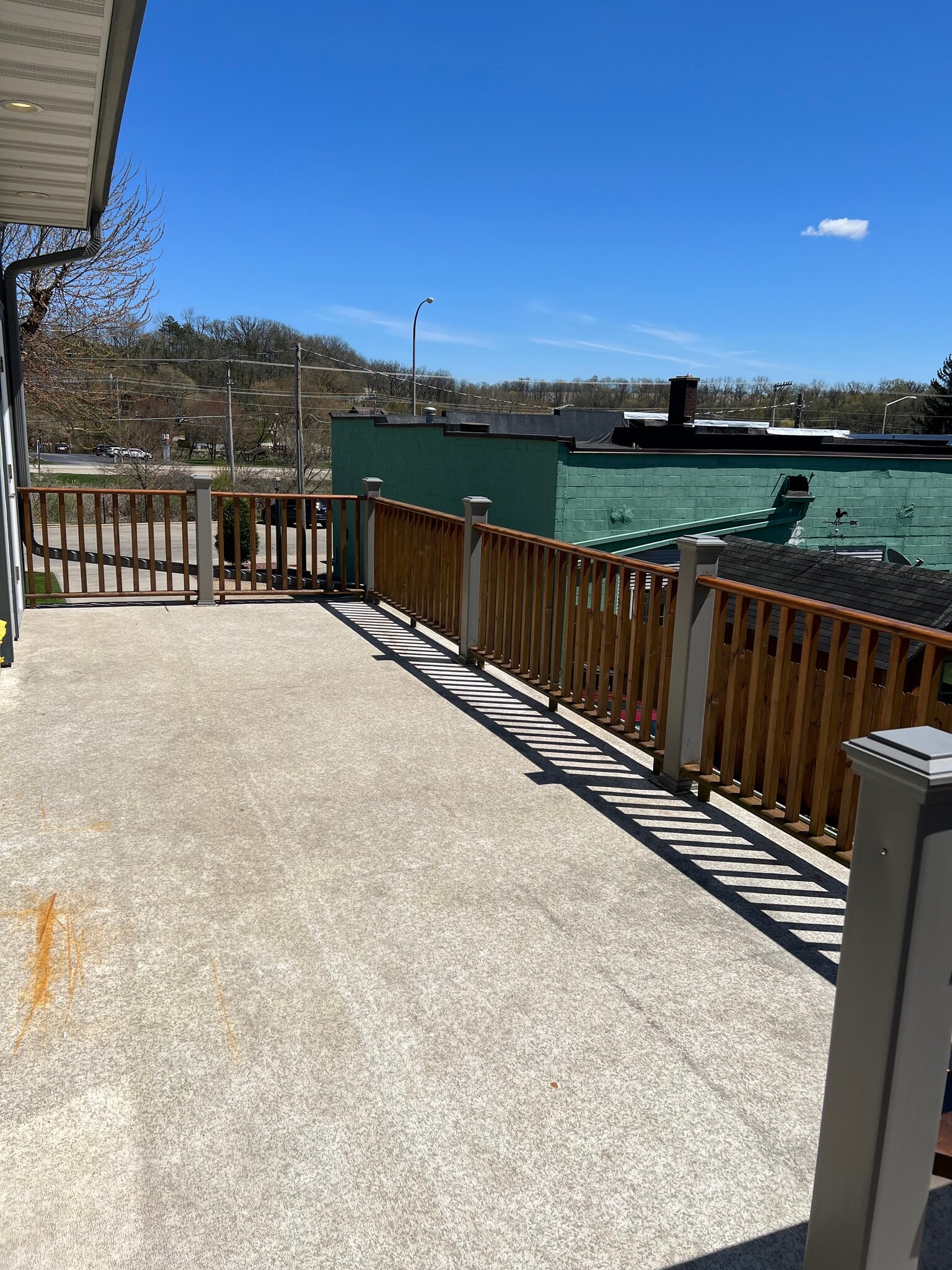 Building Photo - 19 5th Ave