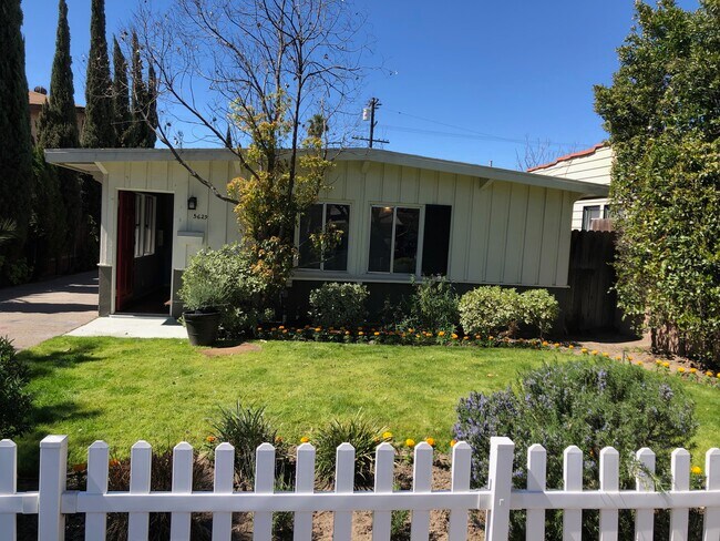 Building Photo - 5629 Cleon Ave
