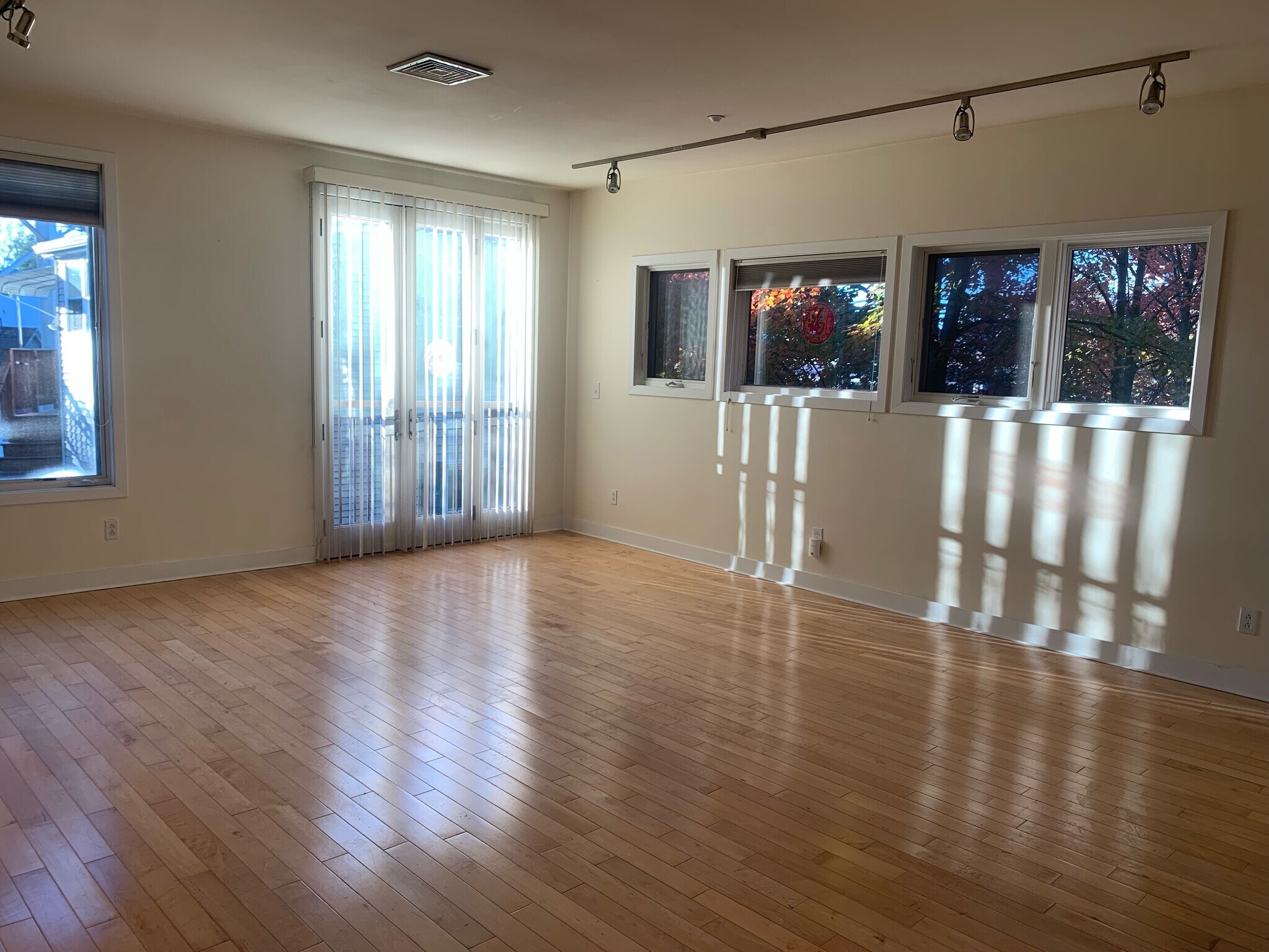 Building Photo - 24 Bay State Rd