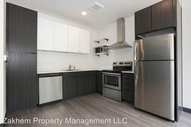 Building Photo - 3785 Yates St