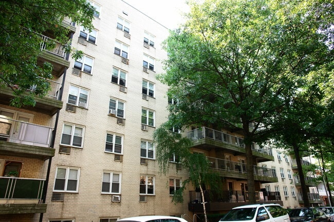 Building Photo - 14330 38th Ave