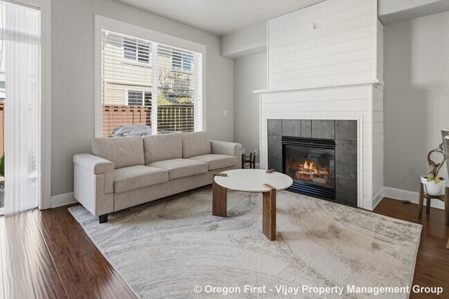 Building Photo - 17147 SW Berkeley Ln
