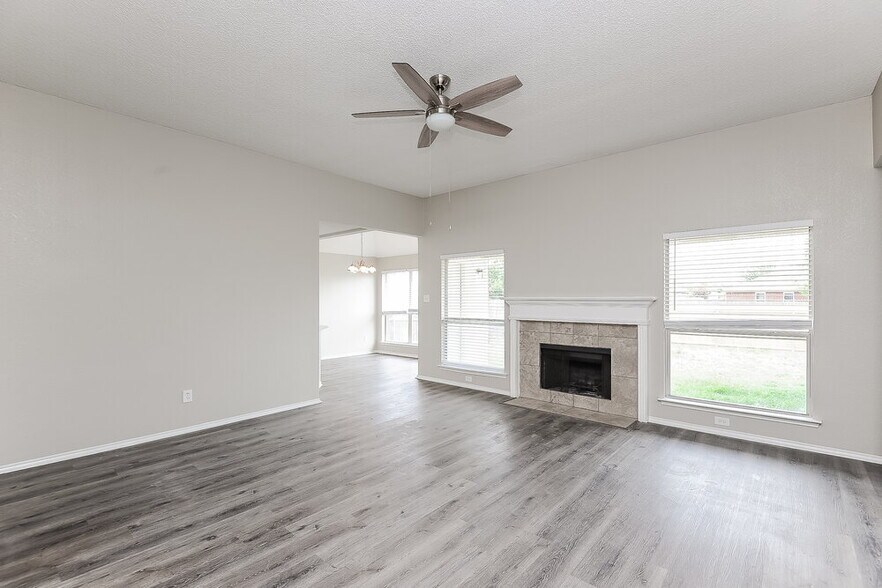 Building Photo - 930 Morgan Dr